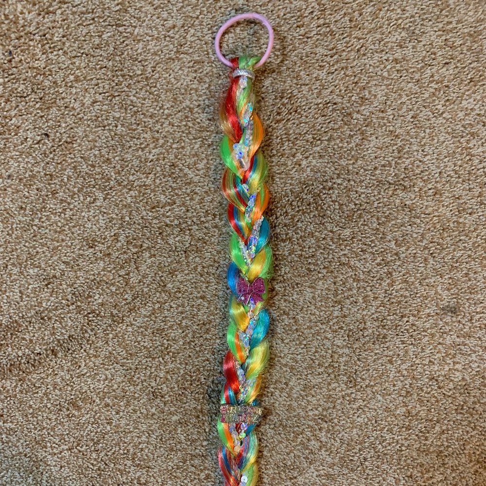 JoJo Siwa Girls Fishtail Party Braid Hair Clip w/Sequin Strip